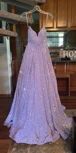 Style -1 Portia and Scarlett Purple Size 0 Pageant Shiny 50 Off Ball gown on Queenly