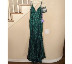 Style -1 Cinderella Divine Green Size 10 Plunge Sequined Mermaid Dress on Queenly