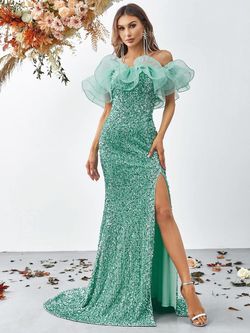Style FSWD0640 Faeriesty Green Size 0 Military Sequined Mermaid Dress on Queenly