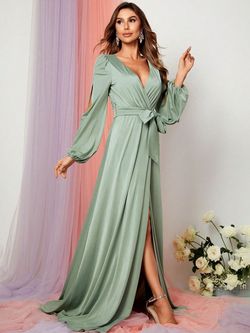 Style FSWD0787 Faeriesty Green Size 4 Satin Long Sleeve Fswd0787 Side slit Dress on Queenly