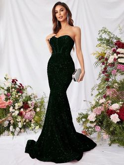 Style FSWD0633 Faeriesty Green Size 8 Jersey Sequined Floor Length Mermaid Dress on Queenly
