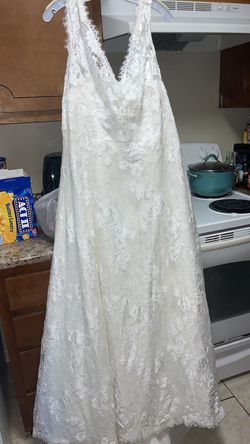 Style -1 David's Bridal White Size 18 Floor Length Medium Height Straight Dress on Queenly