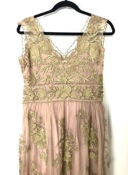 Style -1 BHLDN Nude Size 8 Sheer Plunge Straight Dress on Queenly