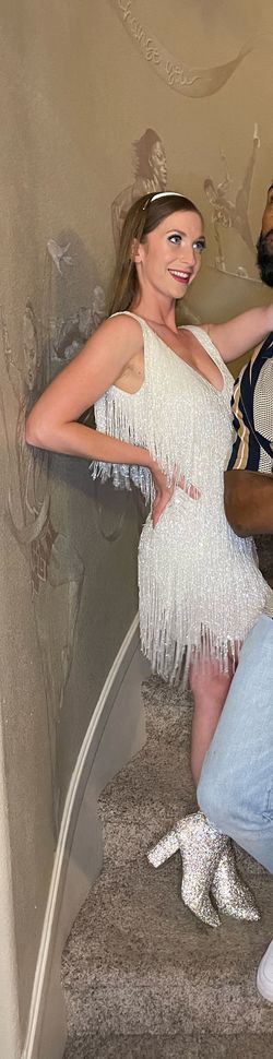 Style -1 Nadine Merabi White Size 4 Bridal Shower Pageant Speakeasy Cocktail Dress on Queenly