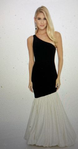 Ashley Lauren Black Size 2 Floor Length Bridesmaid 50 Off Mermaid Dress on Queenly