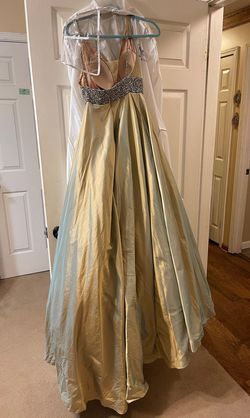 Style -1 Sherri Hill Gold Size 2 Pageant Ball gown on Queenly
