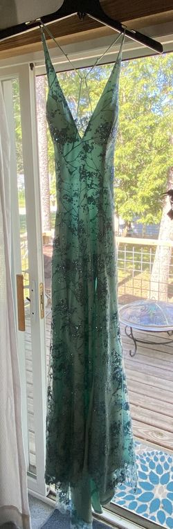 Multicolor Size 2 Side slit Dress on Queenly