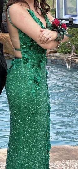 Style -1 Primavera Green Size 00 Plunge Prom Quinceanera Side slit Dress on Queenly