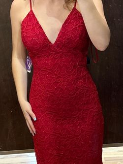 Style -1 Windsor Red Size 4 Prom Side slit Dress on Queenly