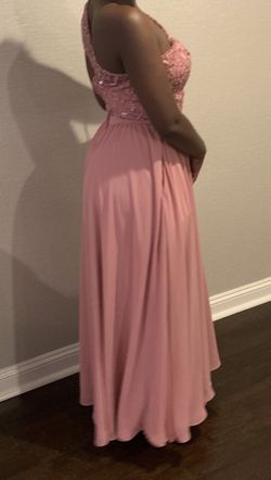 Style -1 Pink Size 6 Straight Dress on Queenly