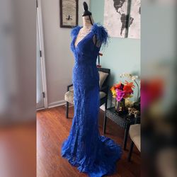 Style 1986 Portia and Scarlett Blue Size 8 Floor Length Sheer Shiny Jewelled Plunge Mermaid Dress on Queenly