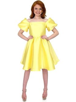 Style 8215 Marc Defang Yellow Size 10 Satin Sleeves Square Neck Cocktail Dress on Queenly