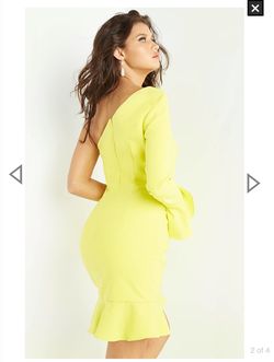 Style 7280 Jovani Yellow Size 4 One Shoulder Interview Cocktail Dress on Queenly