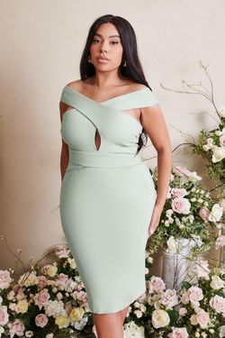 Style RAELYNN Lavish Alice Green Size 22 Plus Size Cocktail Dress on Queenly