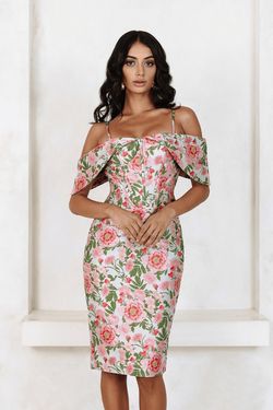 Style ANNALISE Lavish Alice Multicolor Size 4 Annalise Tall Height Mini Floral Cocktail Dress on Queenly