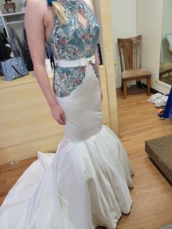Sherri Hill White Size 6 Sorority Formal 70 Off Pattern Jewelled Mermaid Dress on Queenly