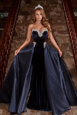 Style PS22041 Portia and Scarlett Blue Size 12 Quinceanera Floor Length Ball gown on Queenly