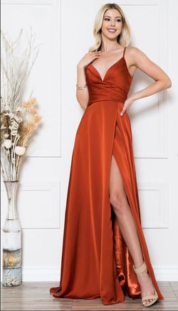 Amelia Couture Orange Size 8 Wedding Guest Pageant Side slit Dress on Queenly