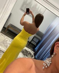 Sherri Hill Yellow Size 6 Black Tie Strapless Side slit Dress on Queenly