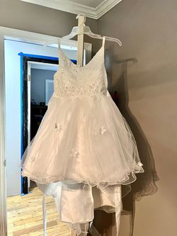 White Size 12 Train Dress on Queenly