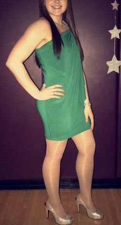 Green Size 6 Cocktail Dress on Queenly