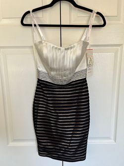 Tony Bowls Black Size 0 Ivory 50 Off Cocktail Dress on Queenly