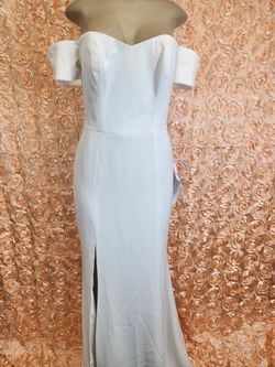 Dress The Population White Size 8 Side slit Dress on Queenly