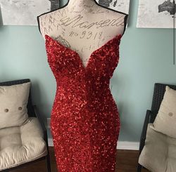 Portia and Scarlett Red Size 18 Plunge Floor Length Mermaid Dress on Queenly