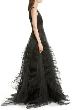 Flor Et.al Black Size 2 Floor Length Polyester Ball gown on Queenly