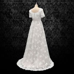 Wonderland By Lilian White Size 18 Sleeves Bridgerton A-line Dress on Queenly