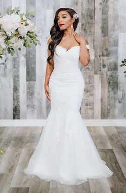 Style Anaya Luxe Collection Bridal White Size 10 Wedding Mermaid Dress on Queenly