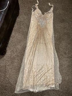 Gold Size 18 Straight Dress on Queenly