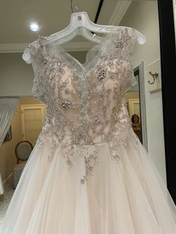 Style 3266 Casablanca Nude Size 8 50 Off Ball gown on Queenly