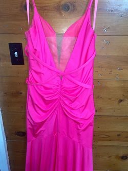 David's Bridal Pink Size 8 Pageant Floor Length Plunge Mermaid Dress on Queenly