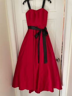 Betsy and Adam Red Size 2 Sweetheart Sorority Formal Ball gown on Queenly