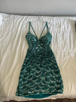 Style 55144 Sherri Hill Green Size 4 Plunge 55144 Cocktail Dress on Queenly