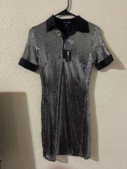 Fashion Nova Black Size 0 Short Height Cap Sleeve Nightclub Medium Height Cocktail Dress on Queenly
