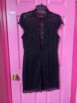 Bebe Black Size 12 Cap Sleeve Cocktail Dress on Queenly