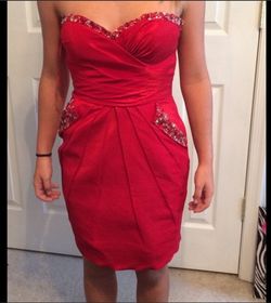 La Femme Red Size 2 Sorority Formal Homecoming Cocktail Dress on Queenly