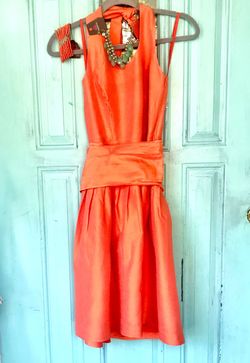 Sara Campbell Orange Size 2 Cocktail Dress on Queenly