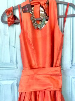 Sara Campbell Orange Size 2 Cocktail Dress on Queenly