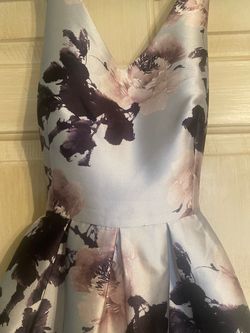 Gray Size 4 Cocktail Dress on Queenly