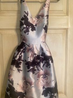 Gray Size 4 Cocktail Dress on Queenly