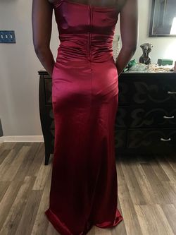 Windsor Red Size 0 Prom Floor Length Side slit Dress on Queenly