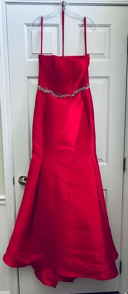 Lily Prom Red Size 4 Mermaid Belt Ball gown on Queenly