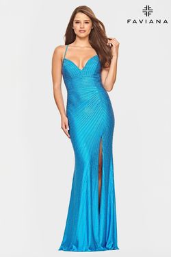 Style S10802 Faviana Blue Size 6 Lace Pageant Side slit Dress on Queenly