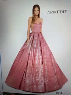 Style 93711 Tarik Ediz Pink Size 6 Strapless Shiny Tulle Corset Ball gown on Queenly