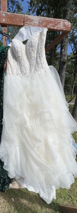 Oleg Cassini White Size 14 Wedding Plus Size Ball gown on Queenly