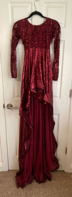 Red Size 0 Train Dress on Queenly
