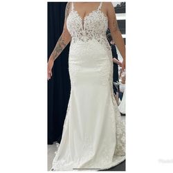 Style M11128IV Martina liana White Size 10 Embroidery Medium Height Lace Free Shipping Bride Train Dress on Queenly